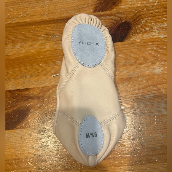 NIB Capezio flat shoes - juliet (leather) - Picture 3 of 4